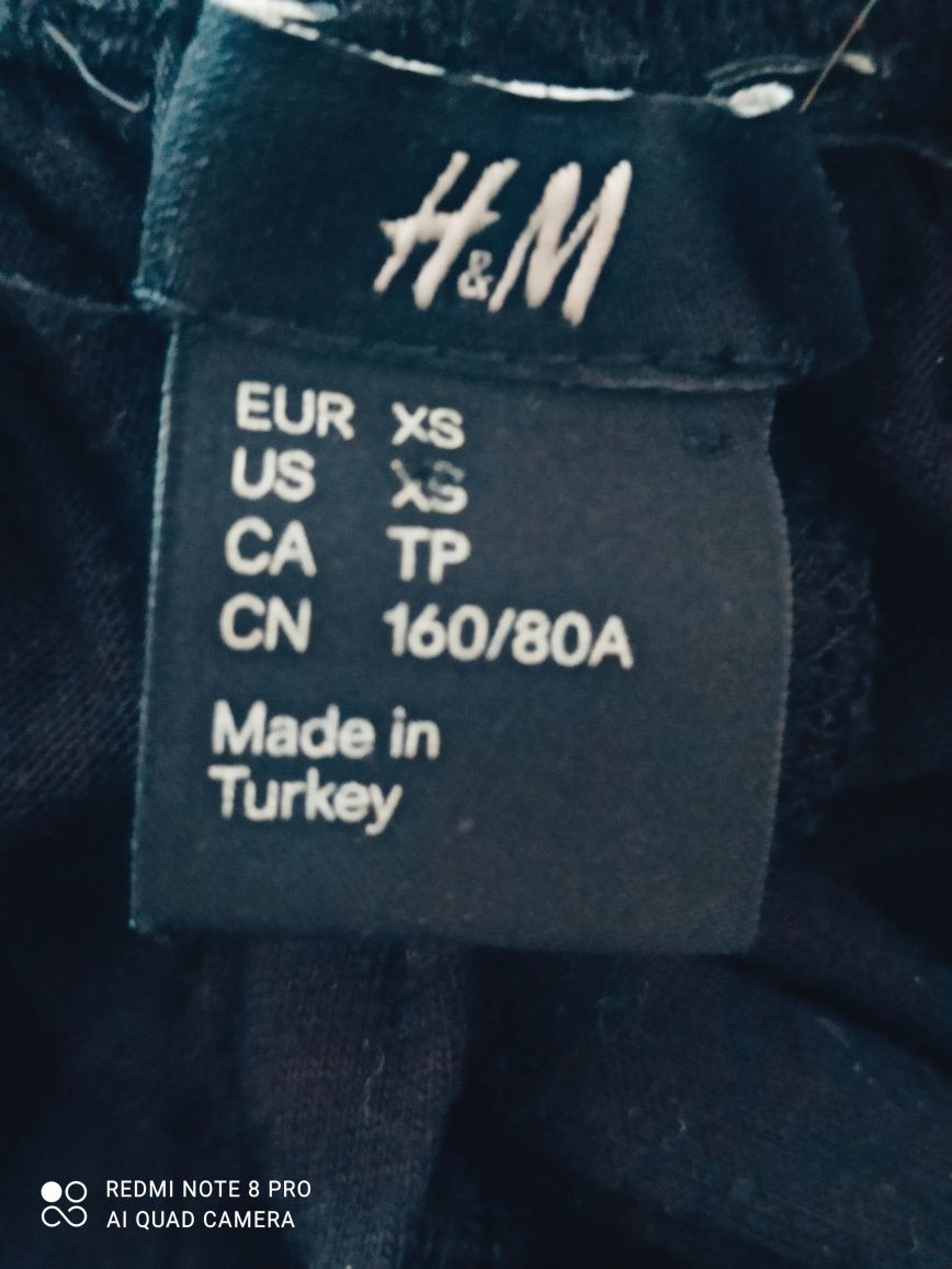 Czarna długa sukienka H&M