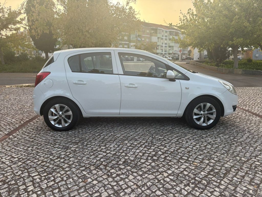 Opel Corsa 1.3 diesel Com pintura nova!!