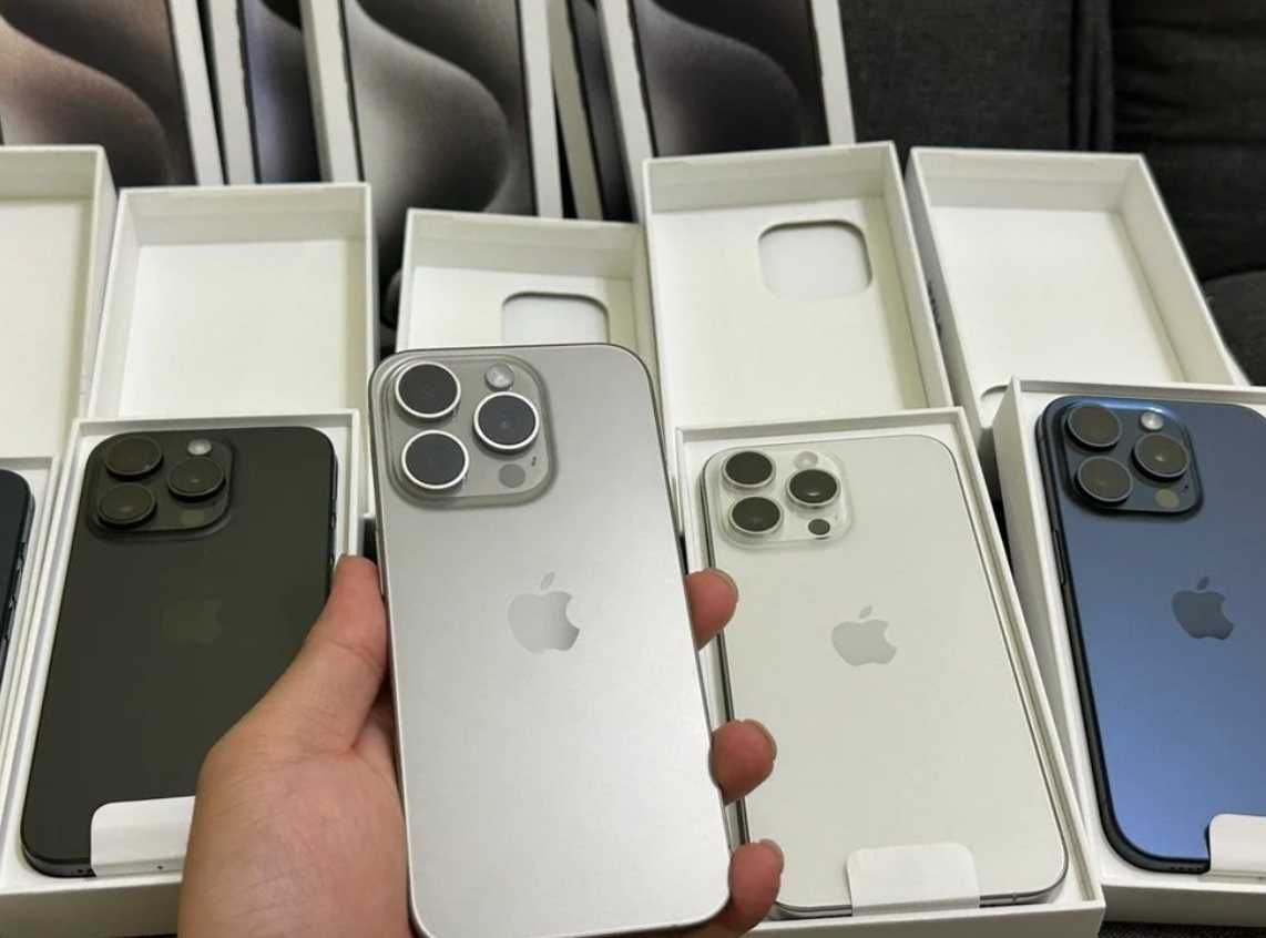 iPhones 15 Desde 775€ - Novos - Todos os modelos e cores enviar DM -