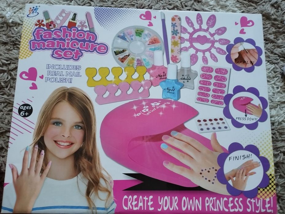 Manicure set zestaw do paznokci nowy dla dziewczynki