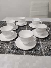 Zestaw sześciu filiżanek ze spodkami do kawy/herbaty  stan idealny