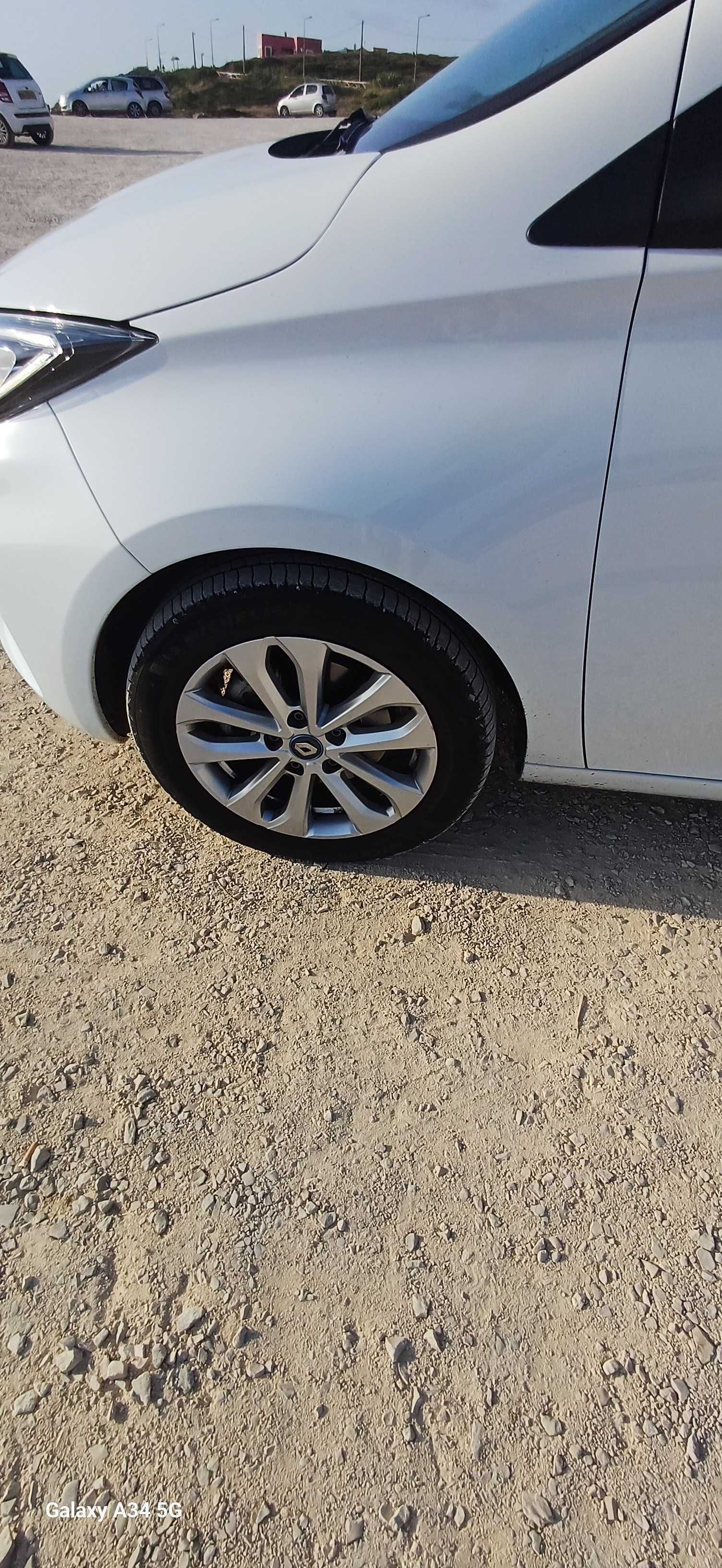 Renault Zoe 52 kw bateria própria