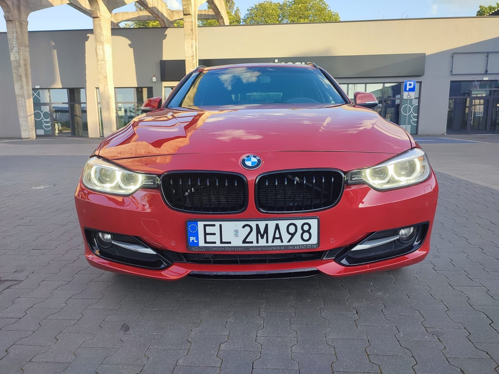 BMW seria 3 318d F31