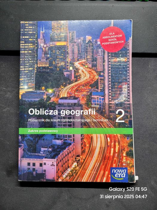 Podręcznik/ Oblicza geografii 2 , zakres podstawowy - Nowa Era