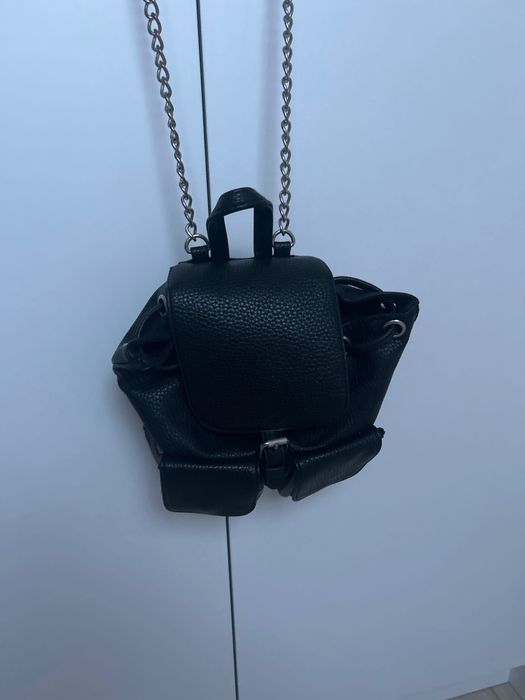 Czarna Torebka Stradivarius