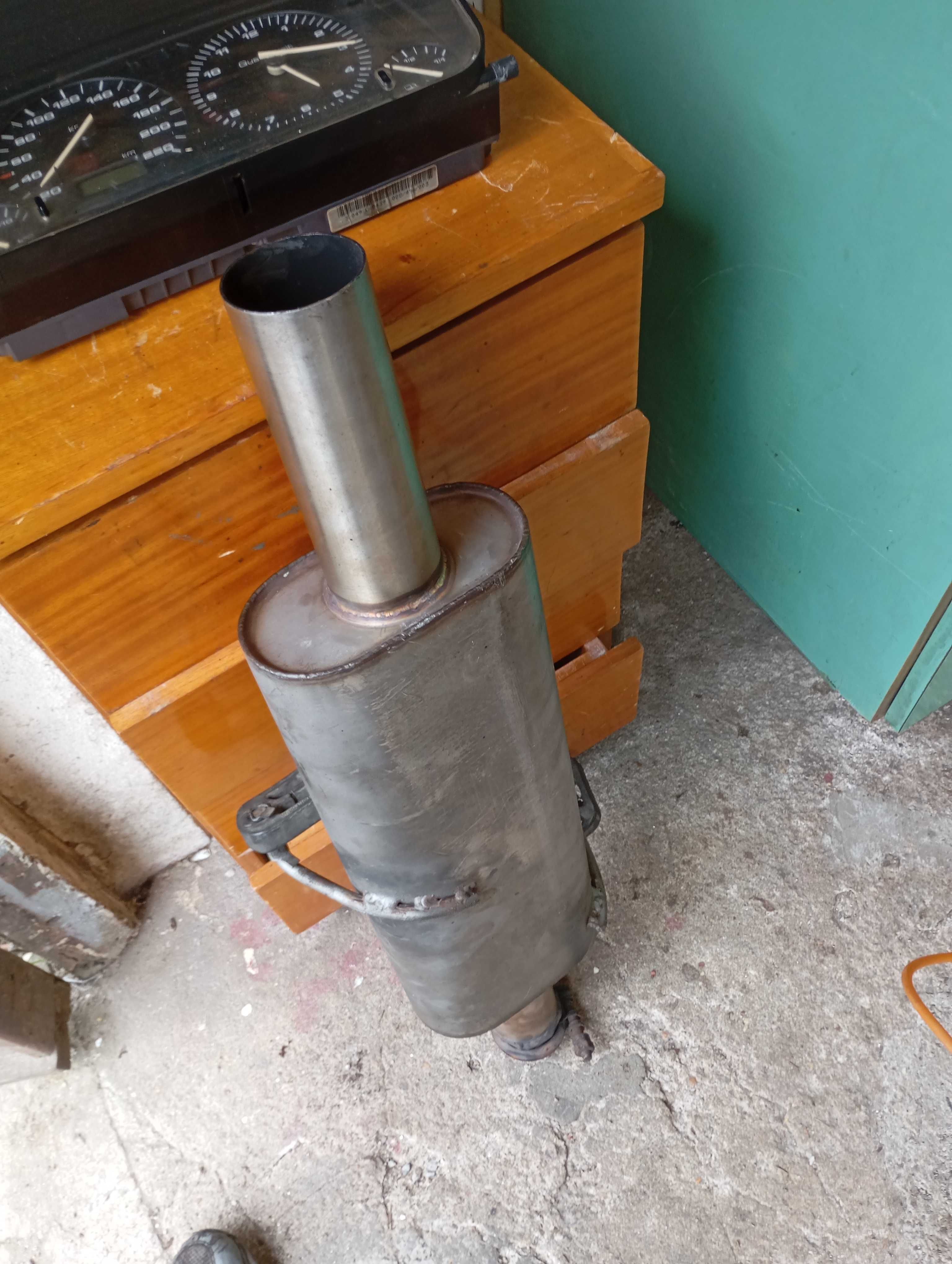 Vendo panela de inox toda feita a mão de 63mm