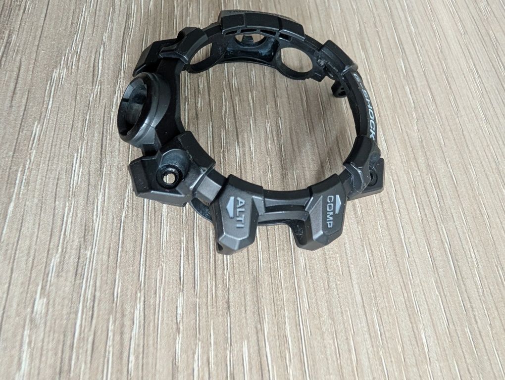 Bezel Casio GWG-1000-1A3ER stan bardzo dobry