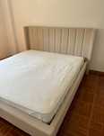 Cama de Casal Bouclé Creme VILLETTE e Colchão Ortopédico