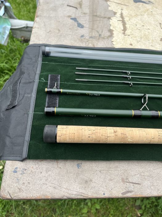 Sprzedam feedera dragona  mega baits TACTI X     XH feeder 130/390