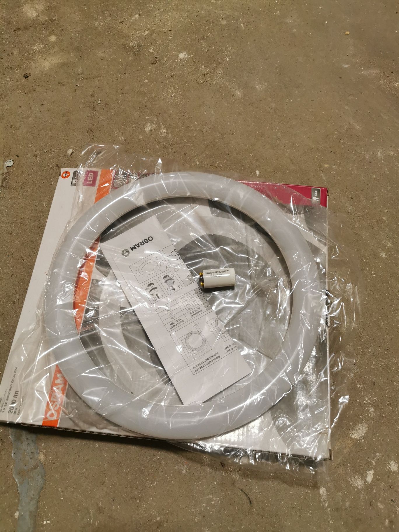 Osram Substitube T9 32 20W/865 G10q EM LED 2000lm Cool Daylight