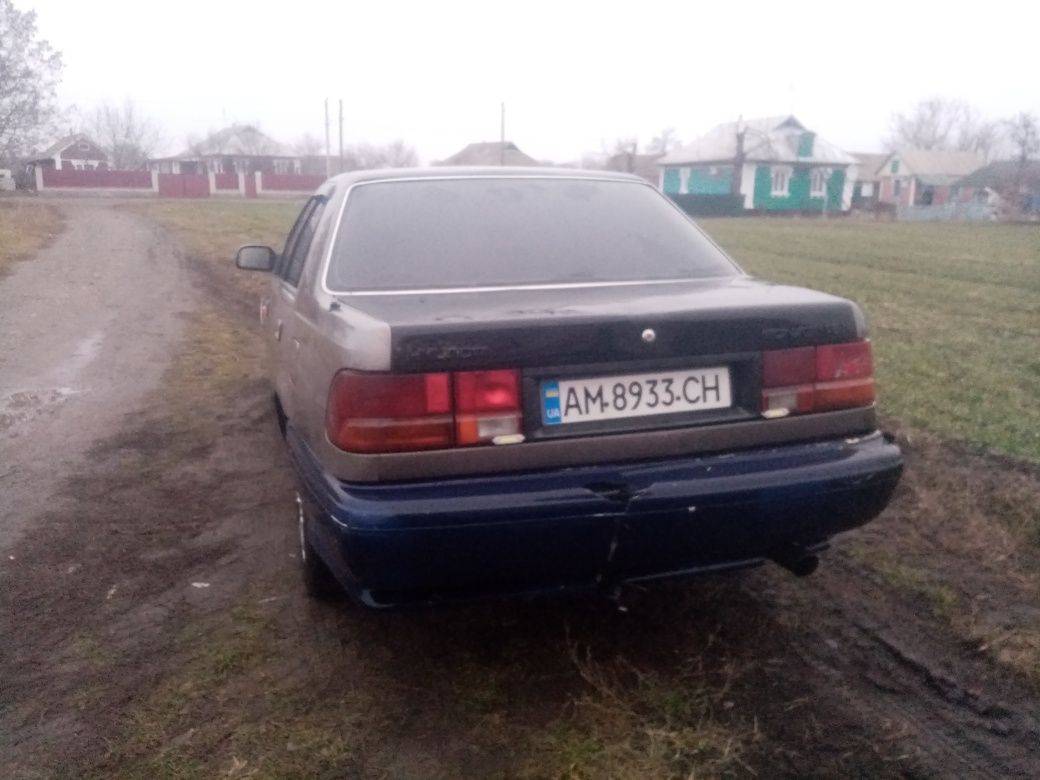 Хюндай соната y2 1992 р.в 1.8л г/б