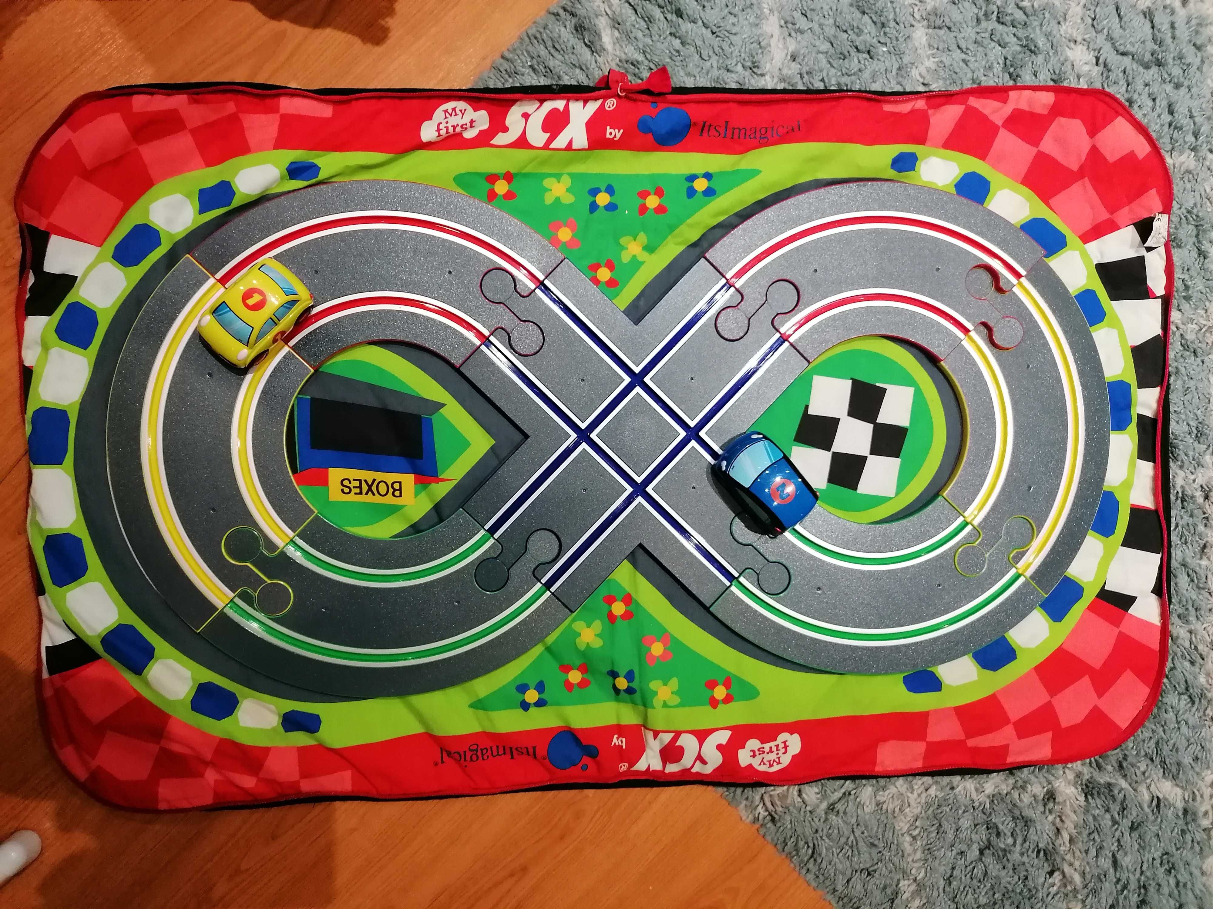 Brinquedo ItsImagical My First SCX (Pista com 2 automóveis)