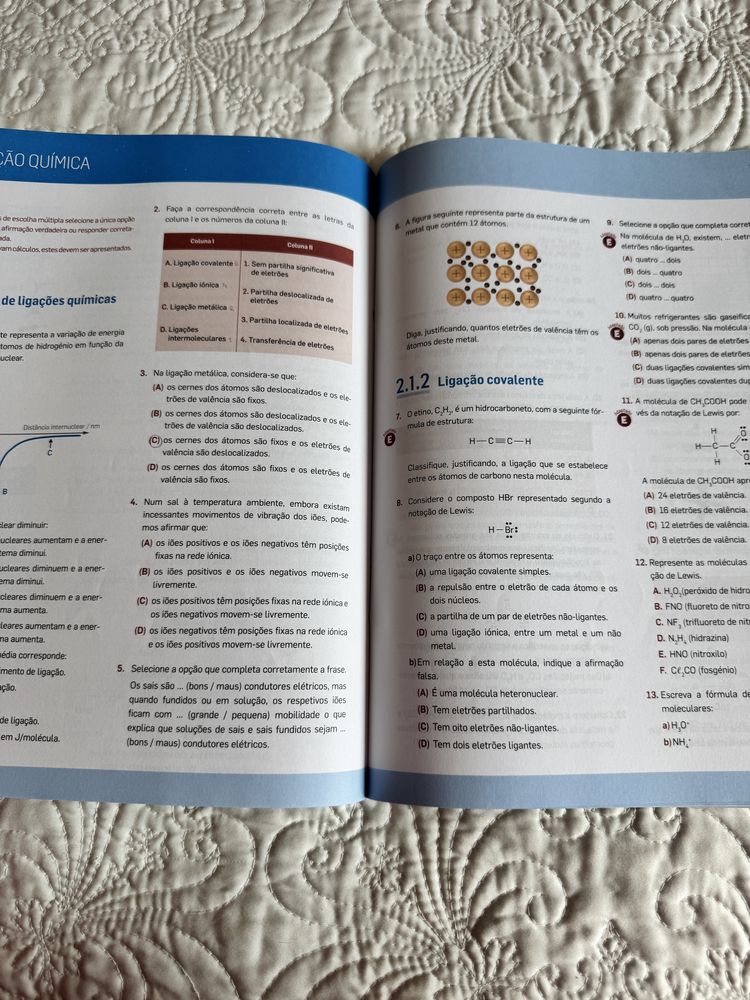 Caderno de exercicios Quimica 11 ano