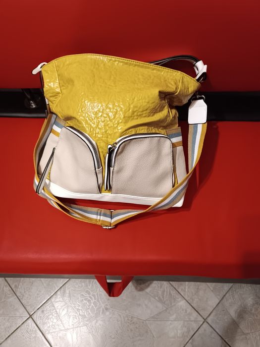 Сумка новая, кожзам. Покупала в греции.ширина. 40см, высота 30 см.   Г