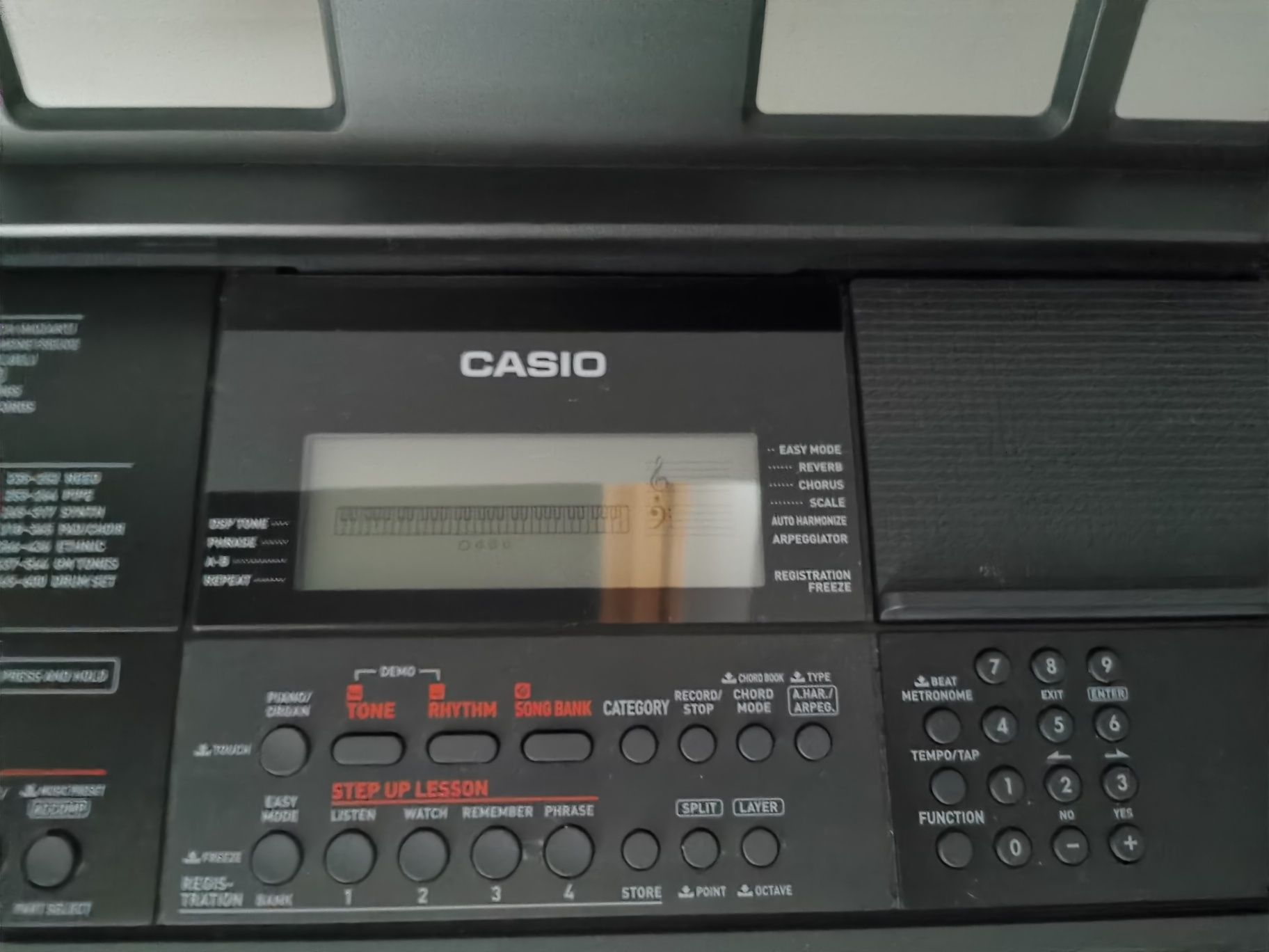 keyboard Casio CT-x700