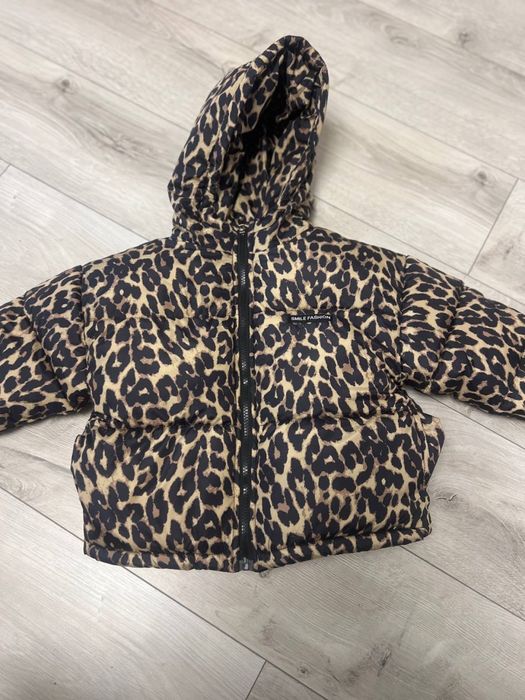 Пуховик-пуфер . Трендовий принт лео.