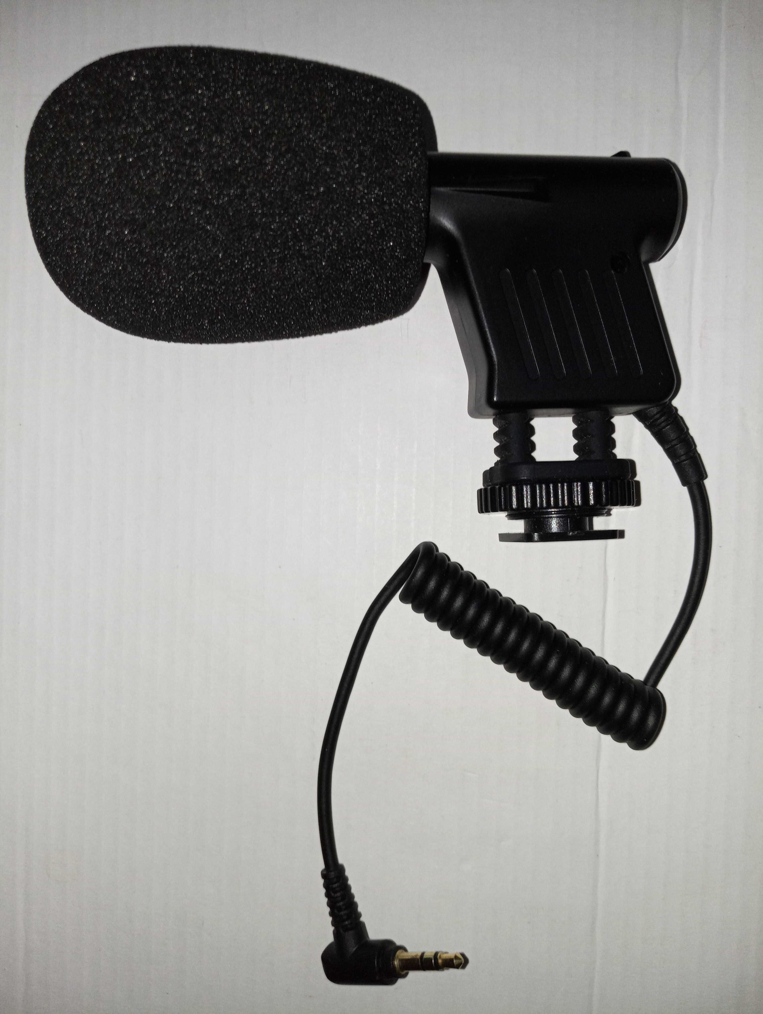 Накамерный микрофон BOYA BY-VM01 с ветрозащитой