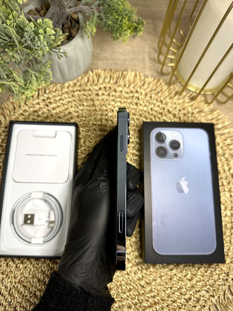 IPhone 13 Pro (Sierra Blue) 128GB IPhone XR в корпусі 13 Pro