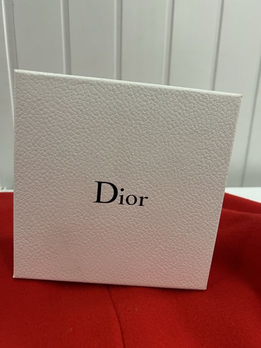 Коробка Dior + напильник