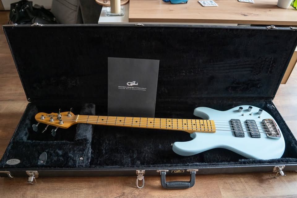 G&L Build To Order L-2500 Sonic Blue Satin Fullerton Fender Musicman