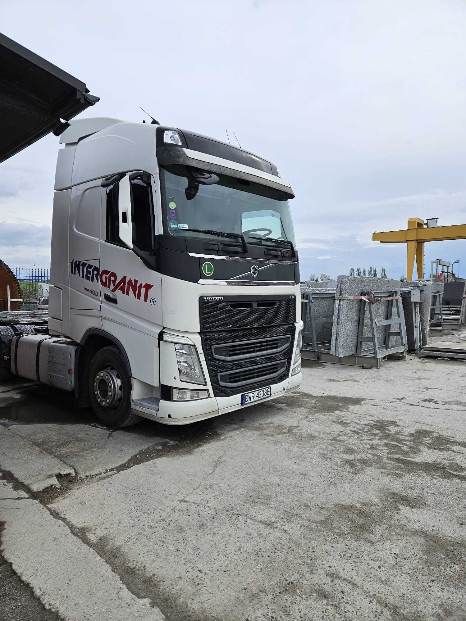 Volvo FH4, 750 000 km EURO 6, 2014 ROK, DUŻE ZBIORNIKI, STAN IDEALNY