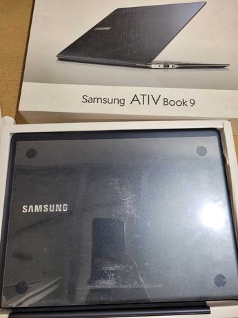 Ноутбук Samsung ATIV Book 9 (NP930X2K-K02US)