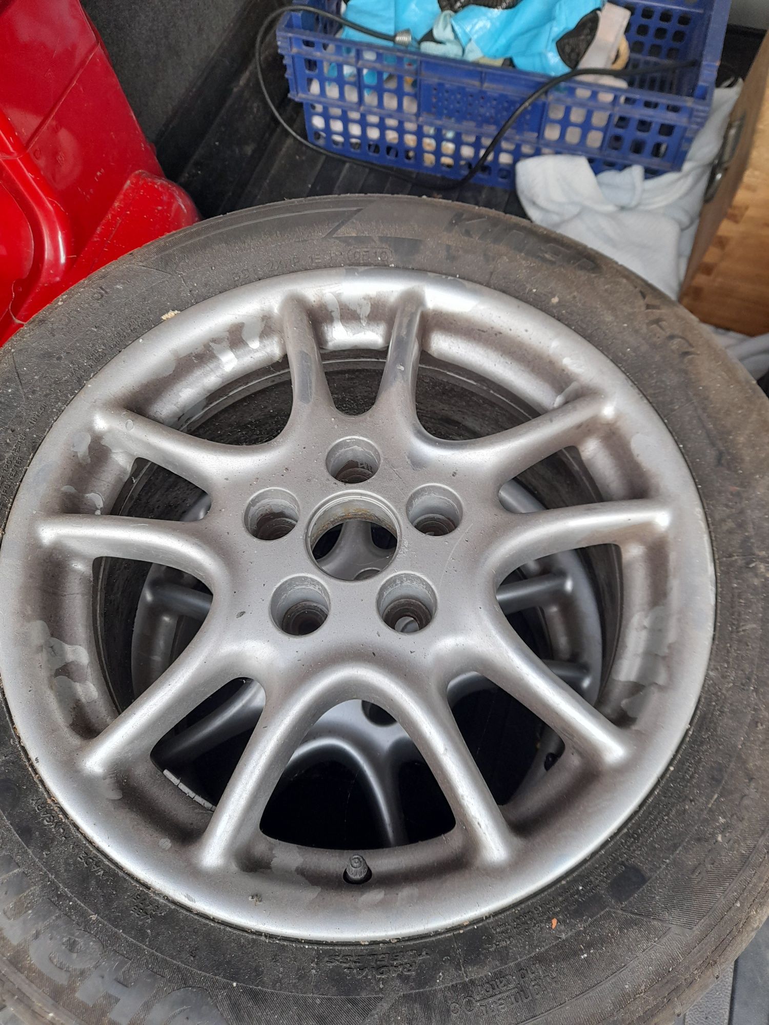 Jantes Opel 16" com pneus (40%)
