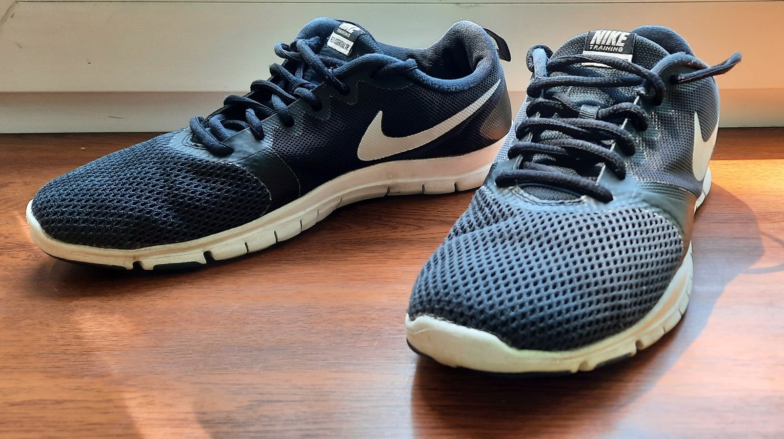 Кроссовки Nike Flex Essential Tr