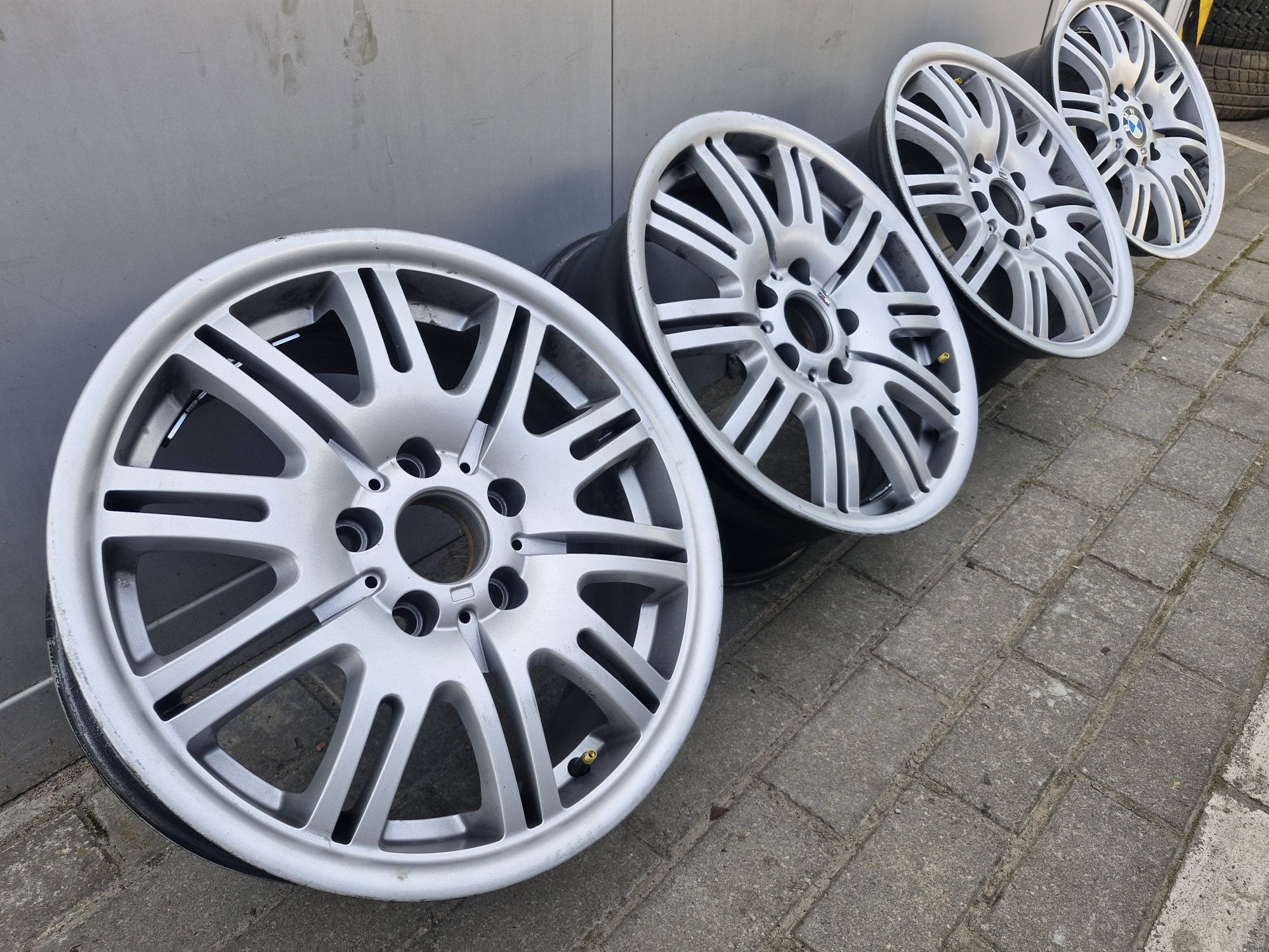Диски R 17 5 120 BMW T5