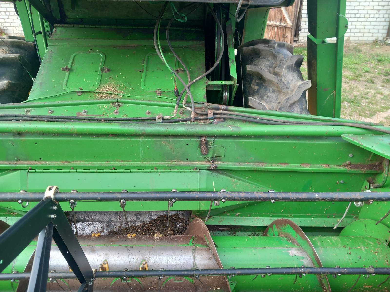 John deere 1042.