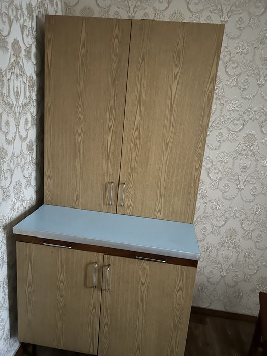 Продам меблі кухонні