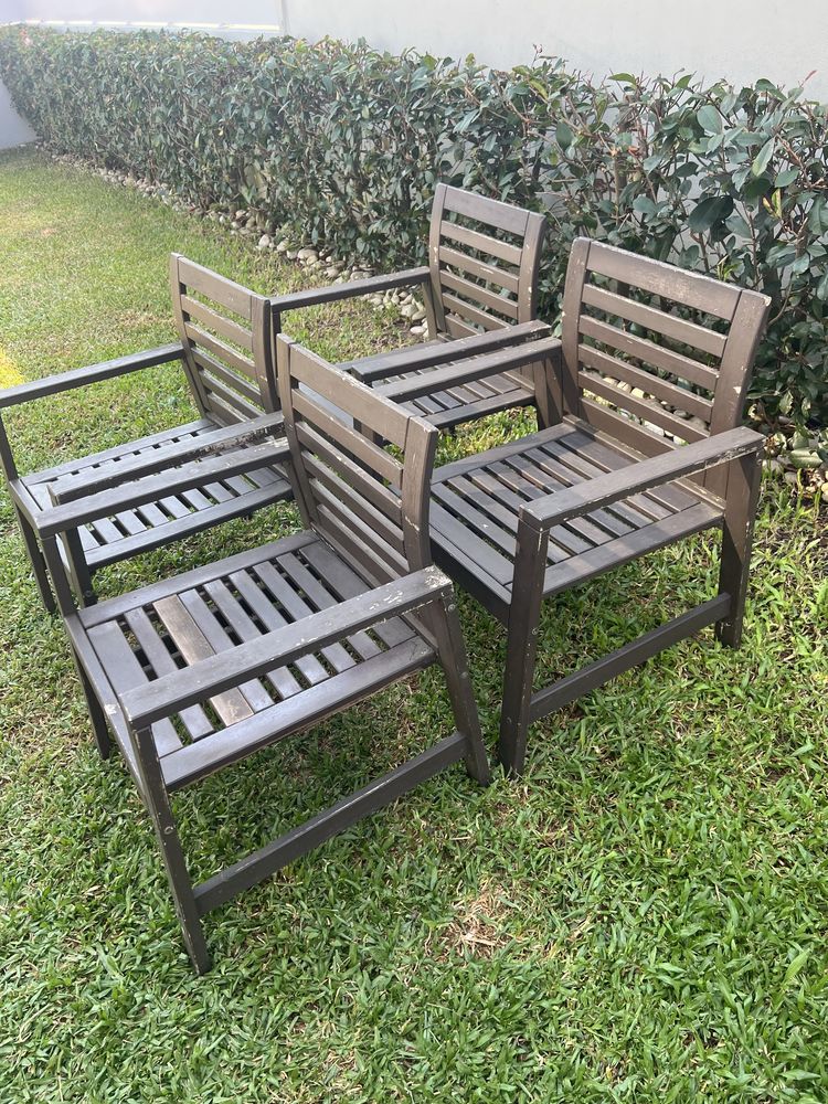 4 cadeiras 10€ - bom estado