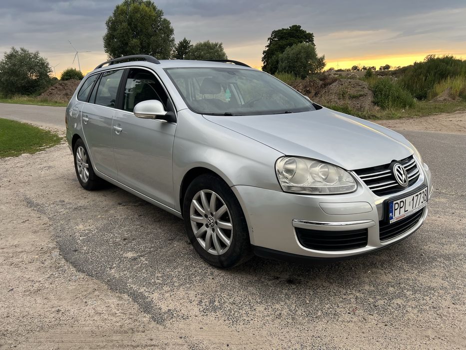 Golf V kombi, alu, climatronic, hak, parktronic