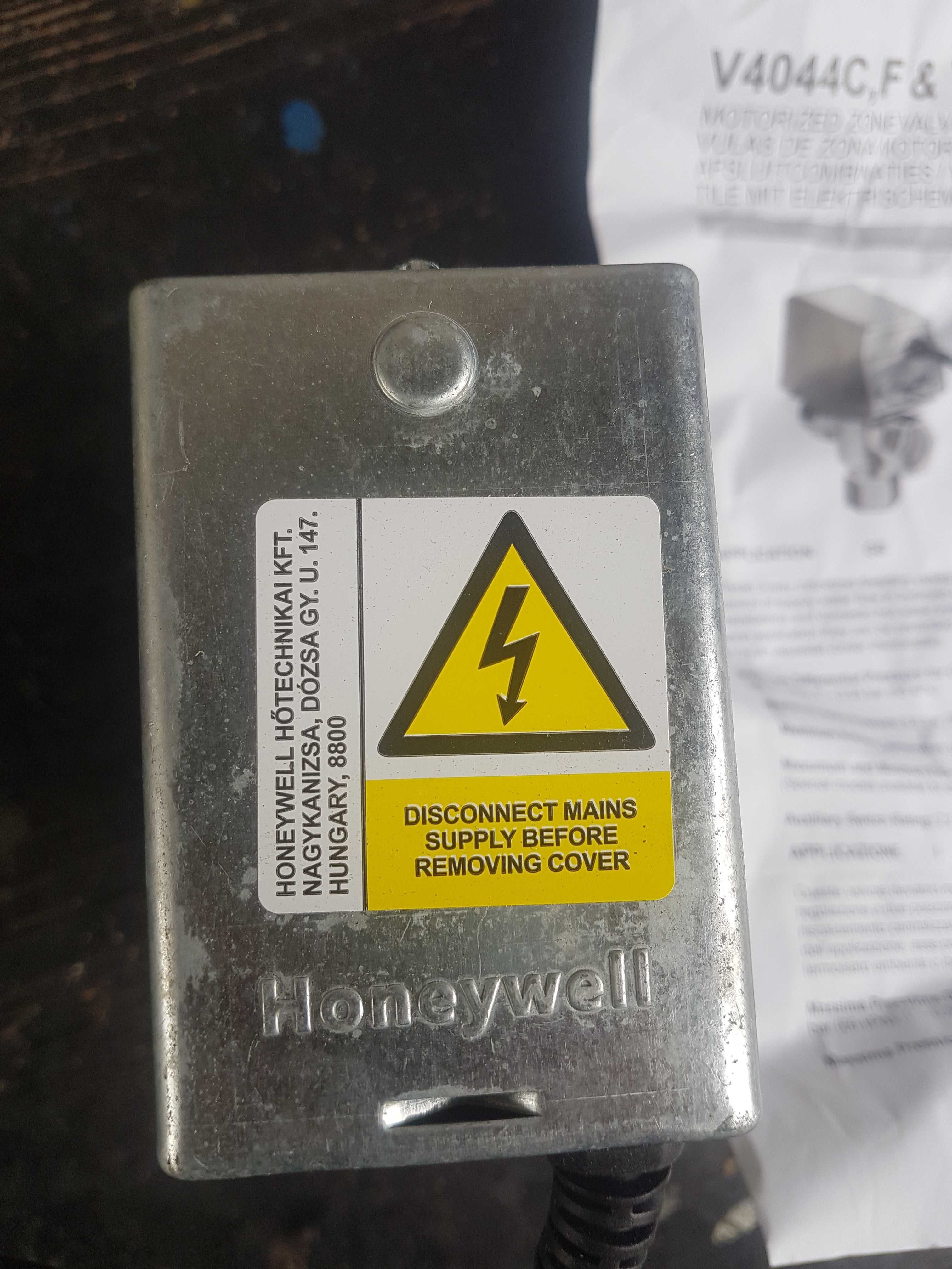Elektrozawór V4044F1034 Honeywell  Zawór