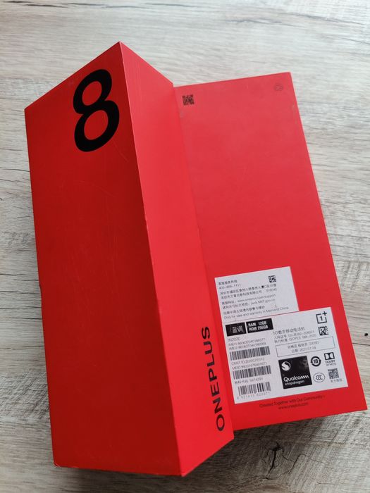 OnePlus 8 pro 12/256