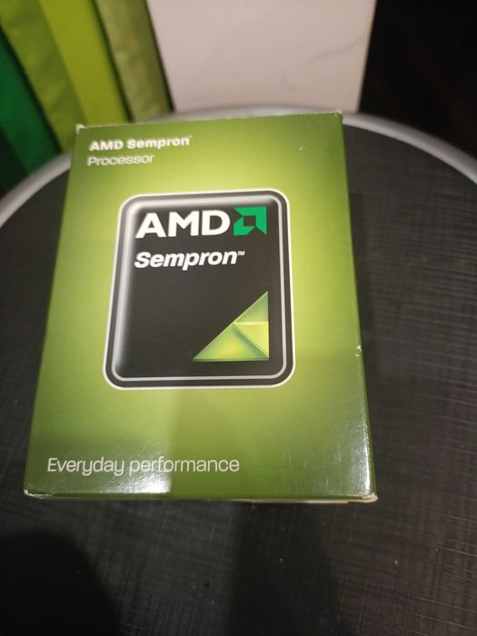 Processador AMD Sempron 145 – 2.8 GHz – Socket AM3 (sem ventoinha)