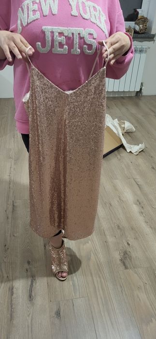 Святковий комплект: сукня + босоніжки в тон (одягали 1 раз)