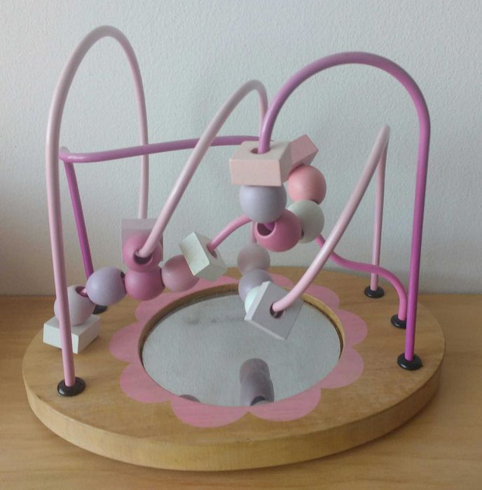 Labirinto de contas de madeira, para bebés a partir dos 18 meses