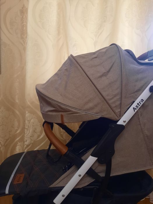 Carrello astra дитяча коляска