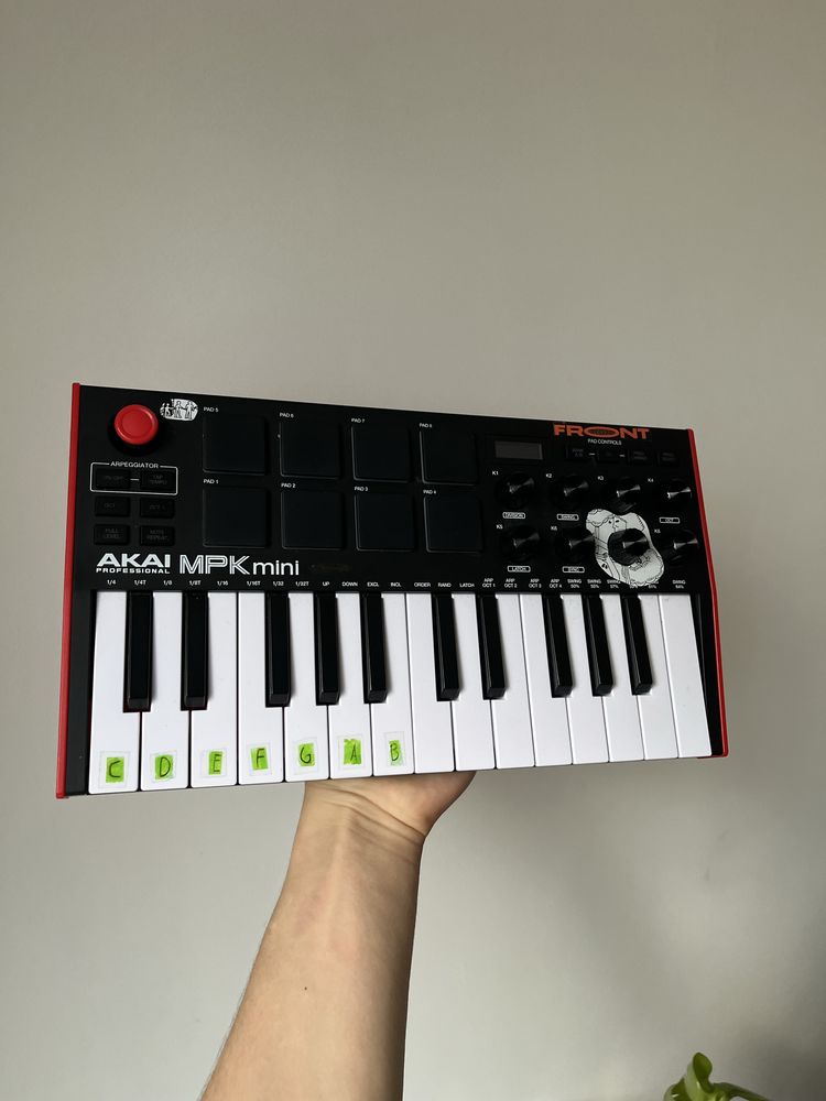 Kontroler midi akai