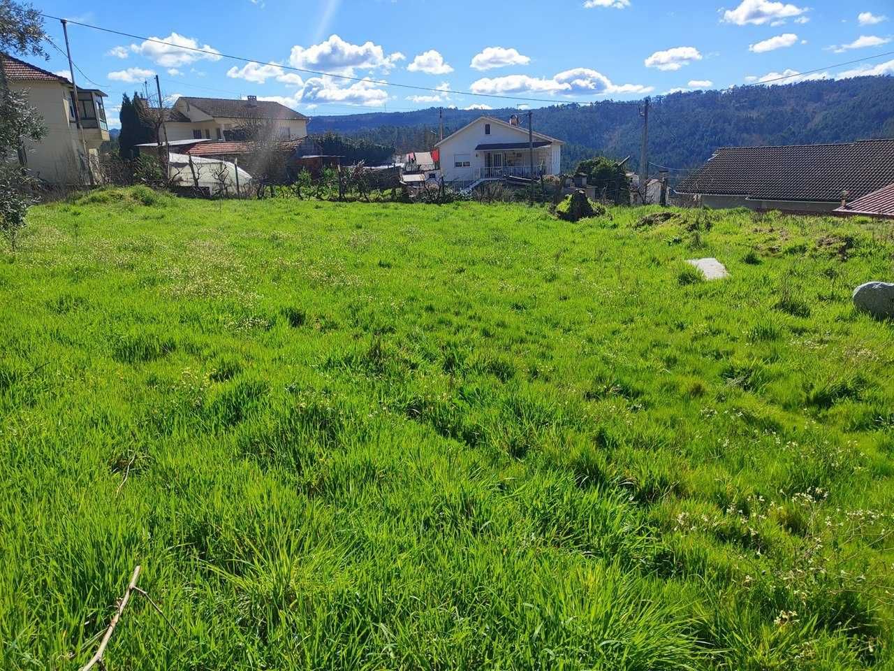 Venda de terreno c/ projeto incluído