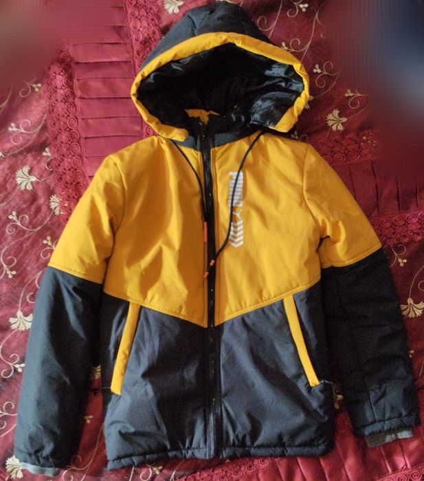Зимова  курточка