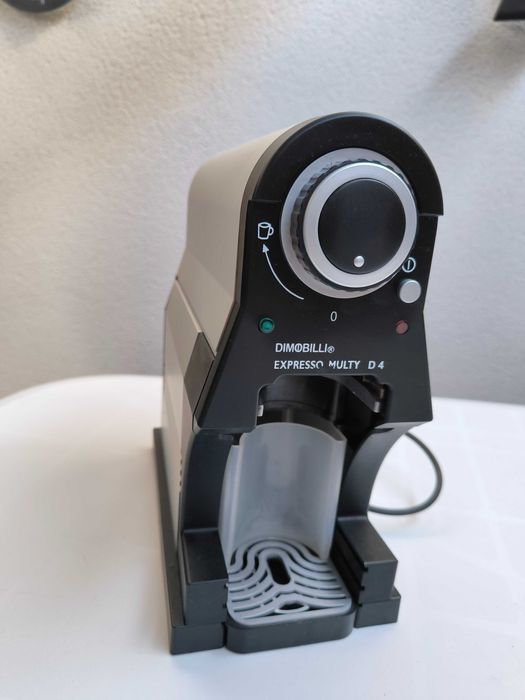 Maquina de Café DIMOBILLI Expresso Multy D4 (MUITO BOM ESTADO)
