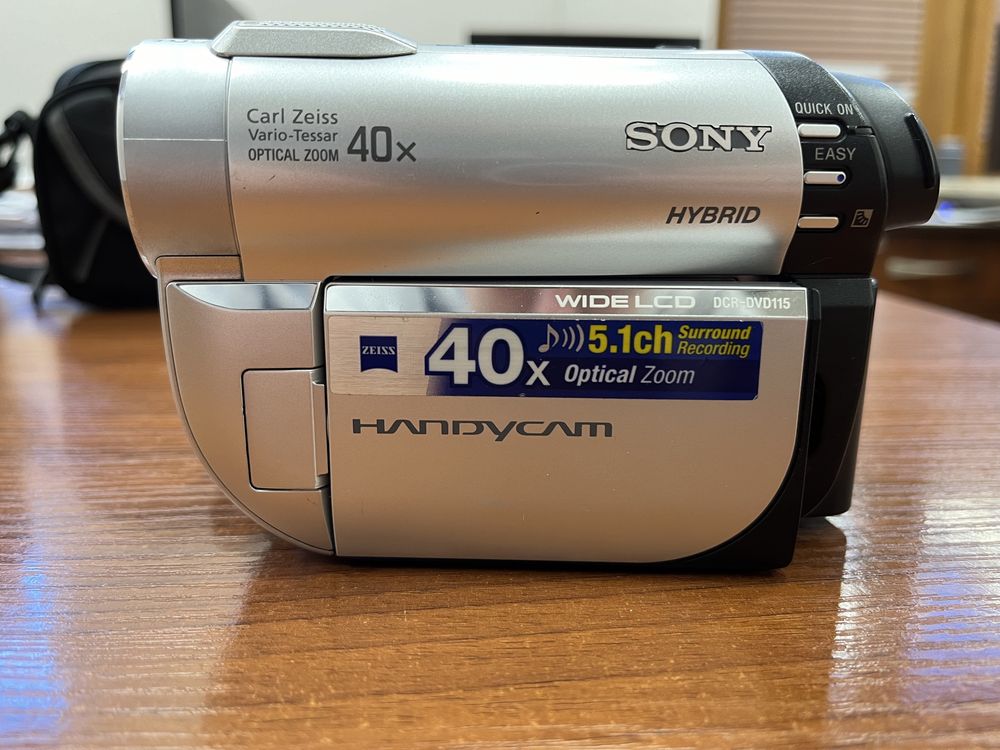 Kamera SONY DCR-DVD115