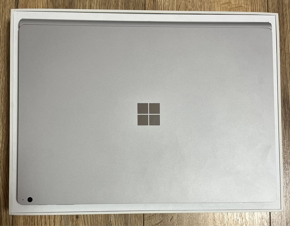 Microsoft Surface Book 2 15” i7/ RAM 16 Gb/ SSD 1 Tb/4K/ GTX 1060 6Gb