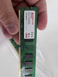 Dwie kości pamięci po 2 GB PC2-6400 DDR2 800