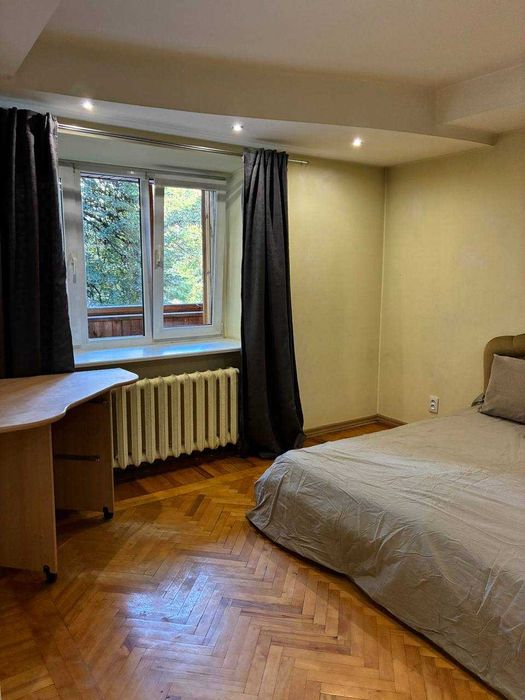 Продаж Чоколівський бульвар 11 Чудовий ремонт 2к 48кв 2пов БЕЗ КОМІСІЇ
