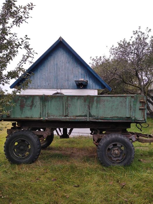 Продам тракторний прицеп 2птс 4