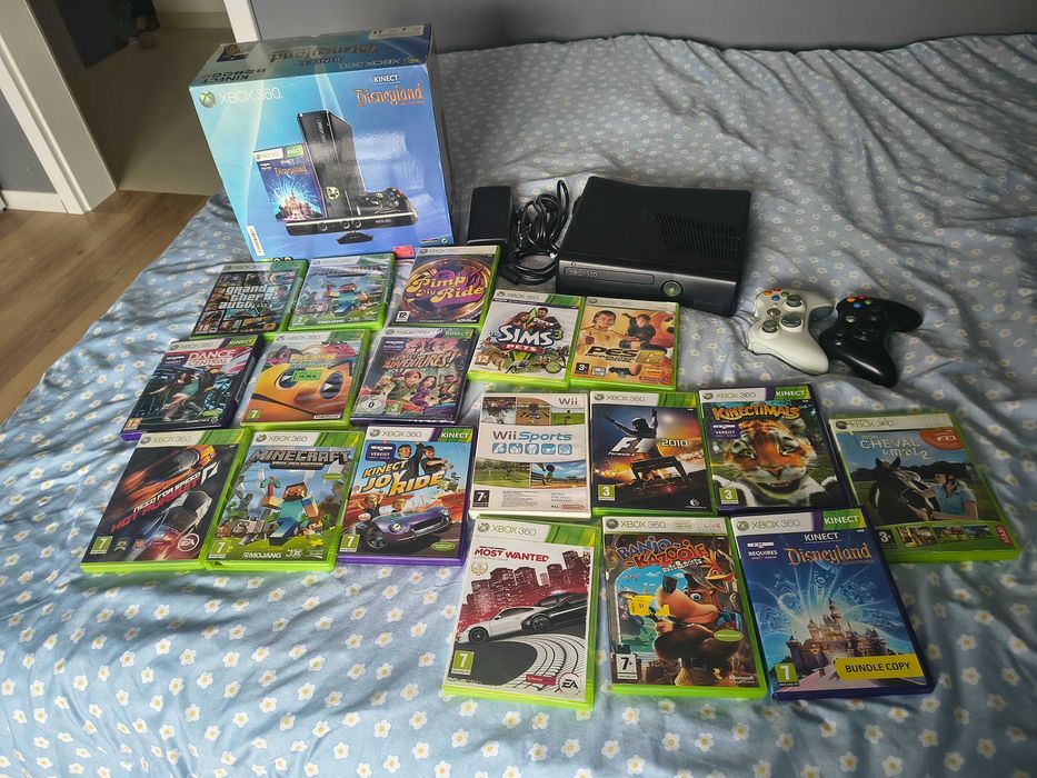 Sprzedam XBOXA 360 z kamerą i grami