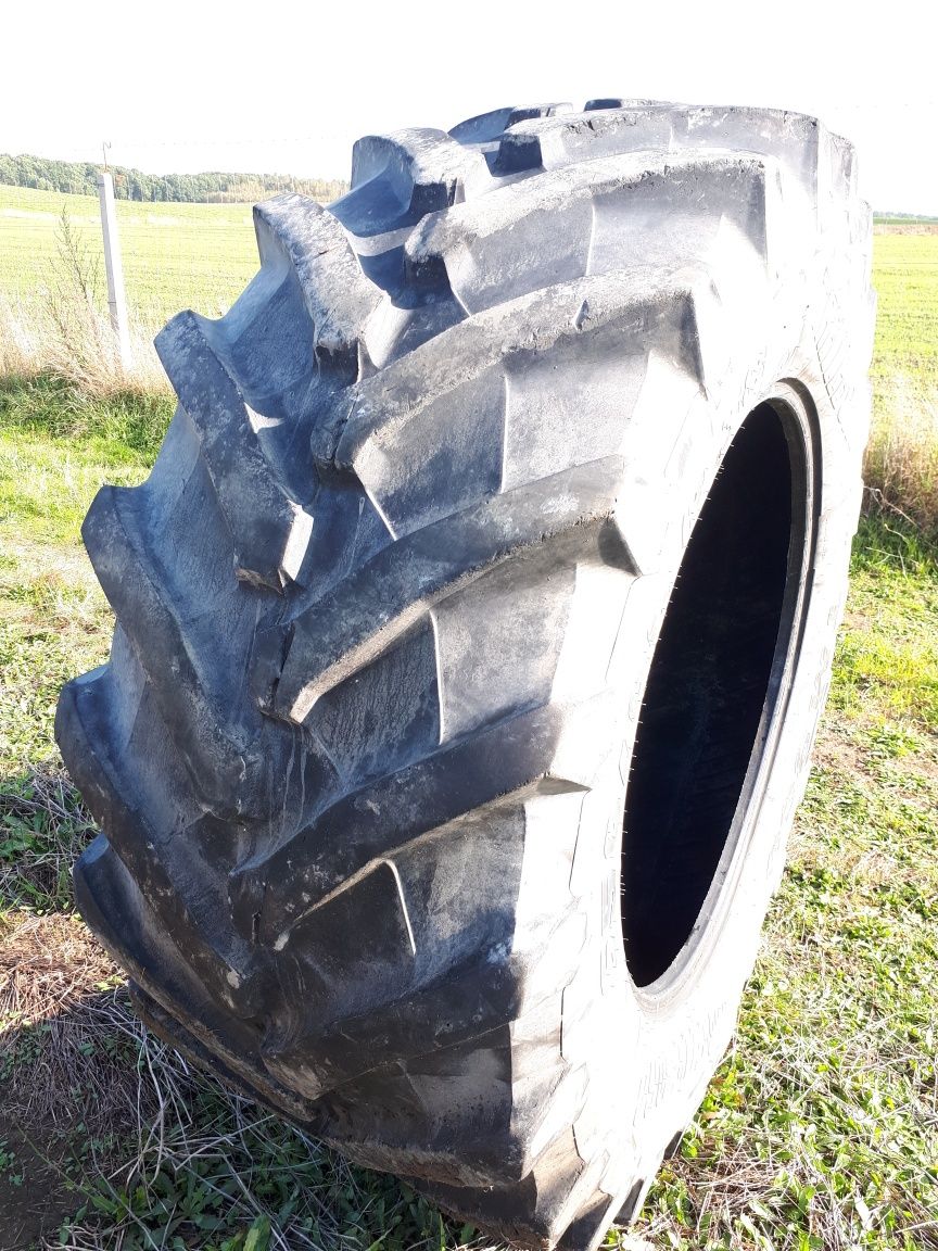 Ładna opona wzmocniona TRELLEBORG TM800  650/65 R - 38 (157D) 3.5bar